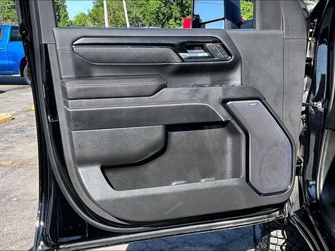 Used 2025 GMC Sierra 2500 AT4X AWD/4WD image 19