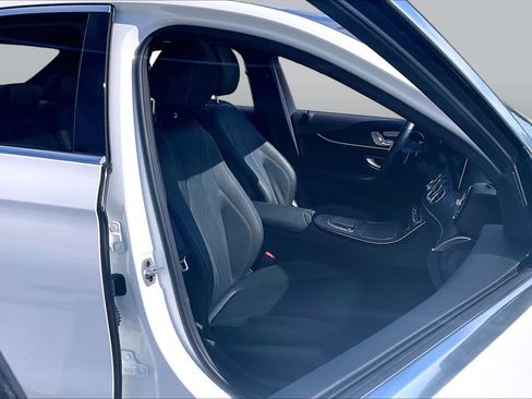 Used 2023 Mercedes-Benz E 450 4MATIC Sedan image 9