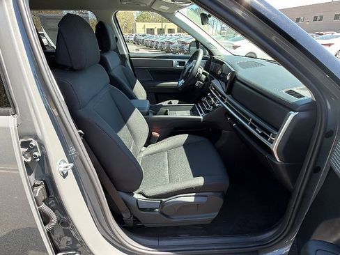 New 2026 Hyundai Santa Fe SE image 13