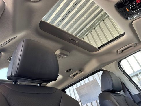 New 2026 Kia Carnival SX Prestige FWD image 18