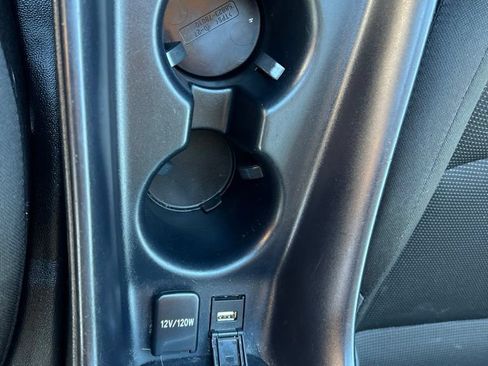 Used 2021 Toyota Prius L Eco FWD image 58
