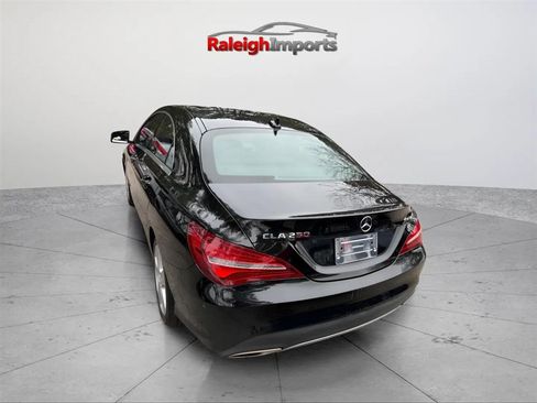 Used 2018 Mercedes-Benz CLA 250 4MATIC image 8