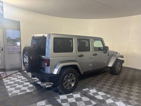 Used 2017 Jeep Wrangler Unlimited Rubicon w/ Dual Top Group AWD/4WD image 6