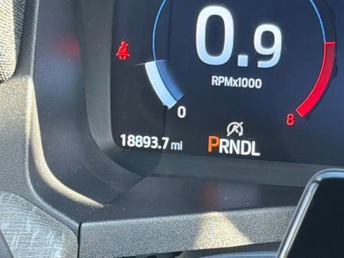 Used 2025 Ford Explorer Platinum w/ LUX Leather Package image 19