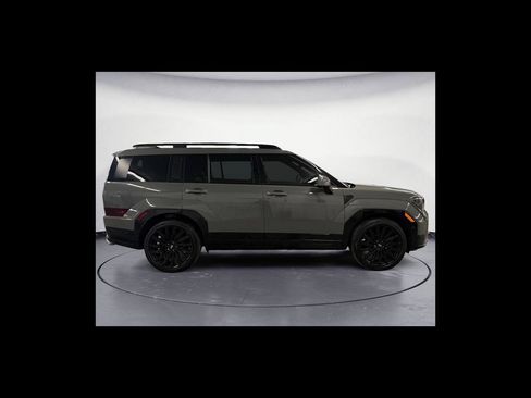 Used 2025 Hyundai Santa Fe Calligraphy AWD/4WD image 7