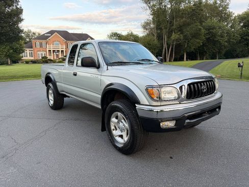 Used 2003 Toyota Tacoma PreRunner RWD image 7