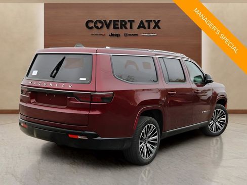 New 2025 Jeep Wagoneer L Series II AWD/4WD image 5