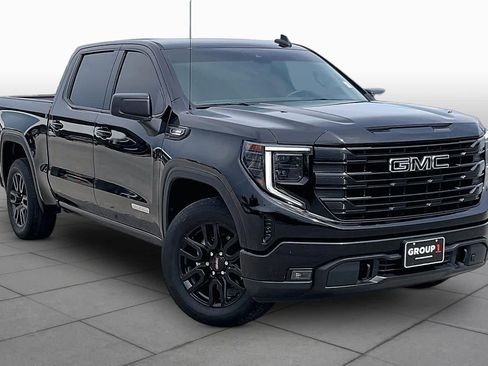 Used 2024 GMC Sierra 1500 Elevation RWD image 3