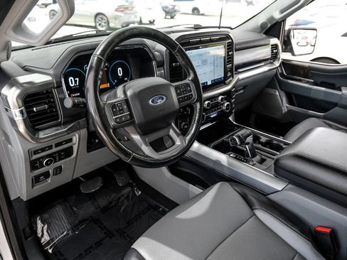 Used 2023 Ford F150 Lariat AWD/4WD image 2