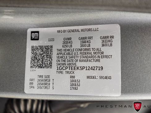 Used 2023 Chevrolet Colorado Trail Boss AWD/4WD image 34