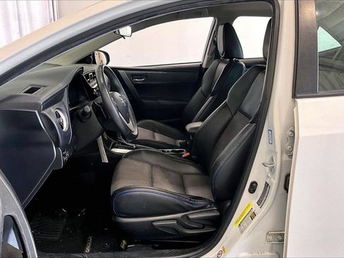 Used 2017 Toyota Corolla SE FWD image 15