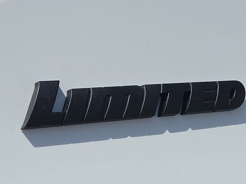 New 2026 Toyota Tundra Limited AWD/4WD image 11