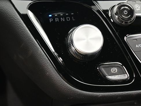 New 2026 Chrysler Pacifica Select image 19