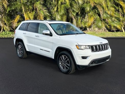 Used 2019 Jeep Grand Cherokee Limited w/ Trailer Tow Group IV image 4