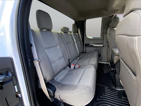 Used 2019 Ford F250 XLT w/ Camper Package AWD/4WD image 20