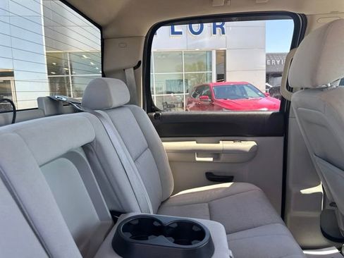 Used 2010 Chevrolet Silverado 1500 LT w/ Power Pack Plus RWD image 14