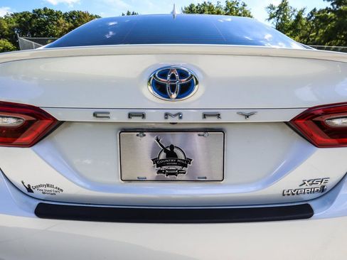 Used 2022 Toyota Camry XSE w/ Cold Weather Package image 43