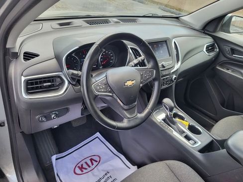 Used 2024 Chevrolet Equinox LT FWD image 10