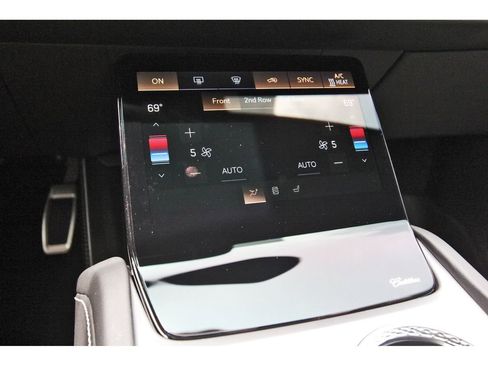 New 2026 Cadillac Vistiq Sport image 19