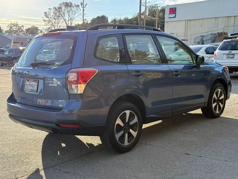 Used 2017 Subaru Forester 2.5i w/ Alloy Wheel Package AWD/4WD image 7