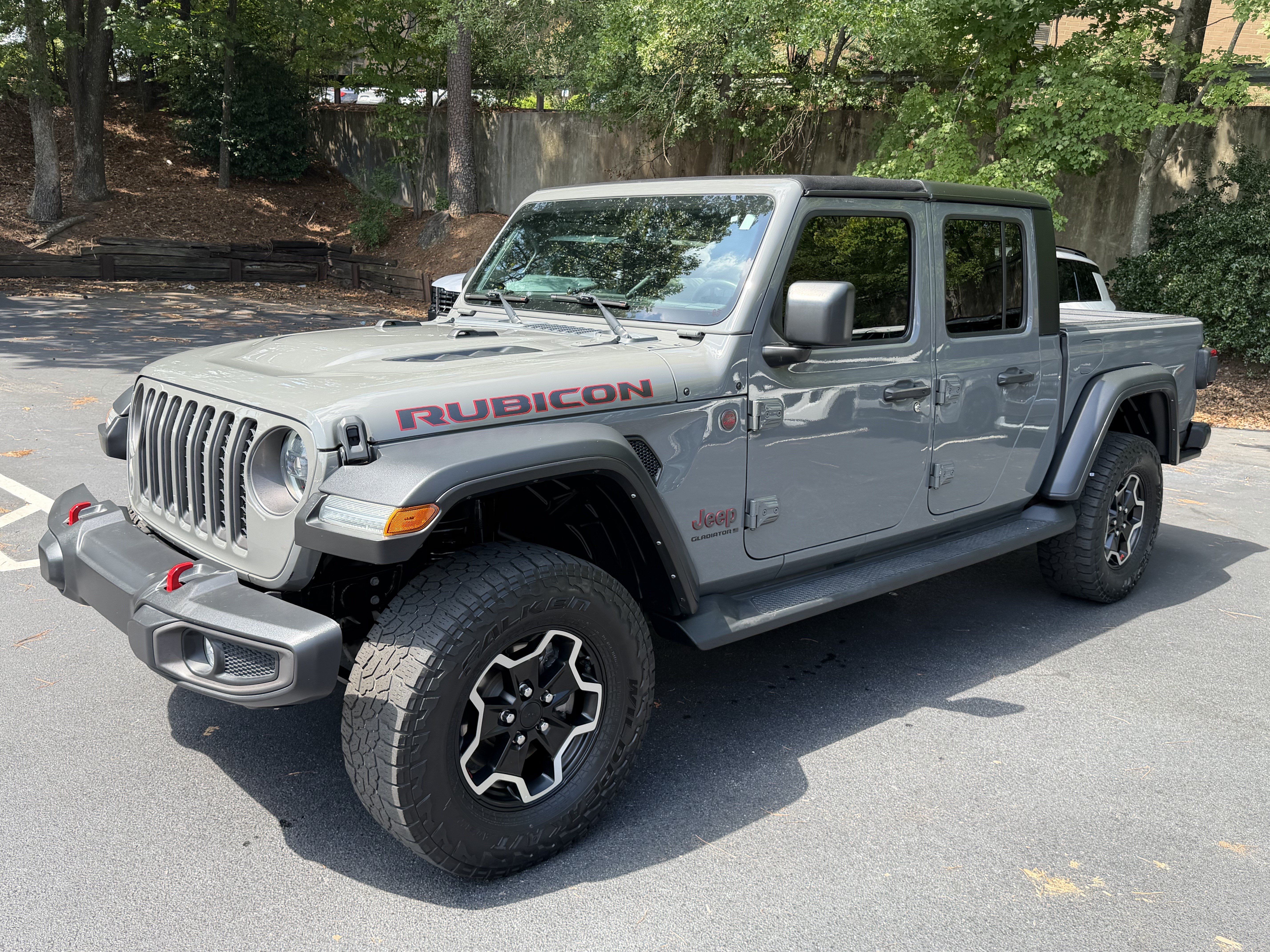 Used 2023 Jeep Gladiator Rubicon w/ LED Lighting Group AWD/4WD image 3