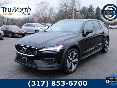 Used 2025 Volvo V60 B5 Cross Country Plus