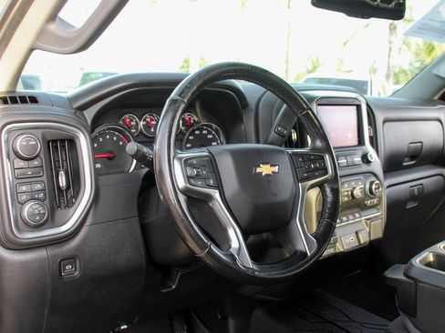 Used 2021 Chevrolet Silverado 3500 LT w/ Convenience Package image 18