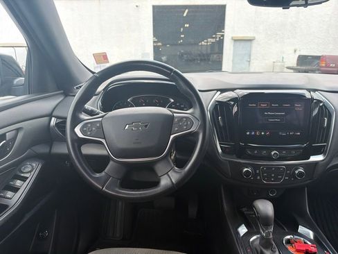 Used 2023 Chevrolet Traverse LT FWD image 10