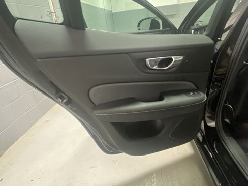 Used 2025 Volvo S60 T8 Ultra image 8