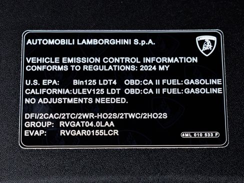 Used 2024 Lamborghini Urus Performante AWD/4WD image 96