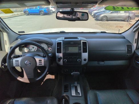Used 2014 Nissan Xterra PRO-4X w/ Pro-4x Leather Package image 9