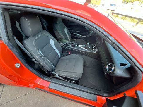 Used 2021 Chevrolet Camaro LT w/ 1LE Track Performance Package image 36