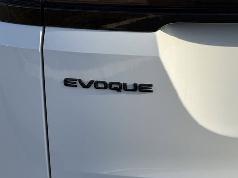 Certified 2026 Land Rover Range Rover Evoque Dynamic SE image 38