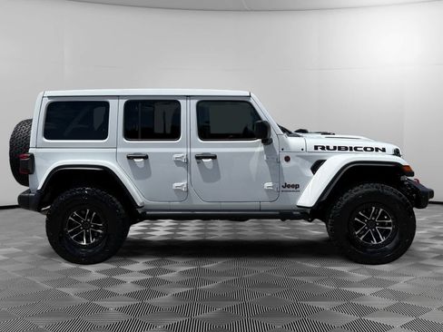 Used 2024 Jeep Wrangler Unlimited Rubicon AWD/4WD image 6