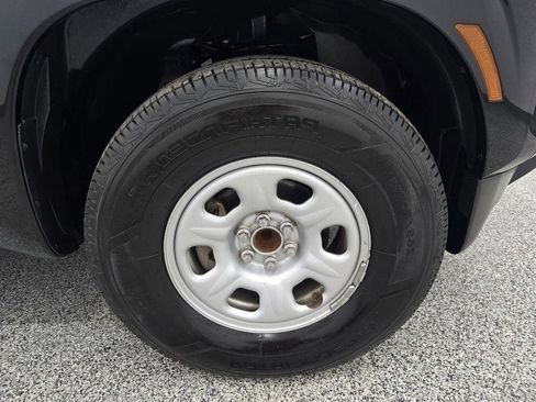 Used 2024 Nissan Frontier S w/ S Utility Package RWD image 28