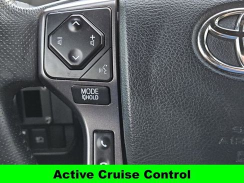 Used 2019 Toyota Tacoma TRD Off-Road image 21