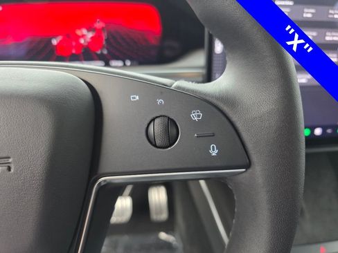 Used 2024 Tesla Model X Base image 20