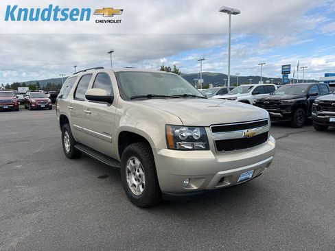 Used 2008 Chevrolet Tahoe LT w/ Convenience Package 1 AWD/4WD image 1