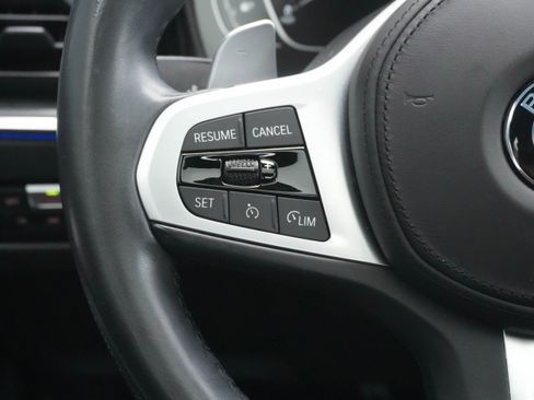 Certified 2022 BMW 330i Sedan w/ M Sport Package image 19