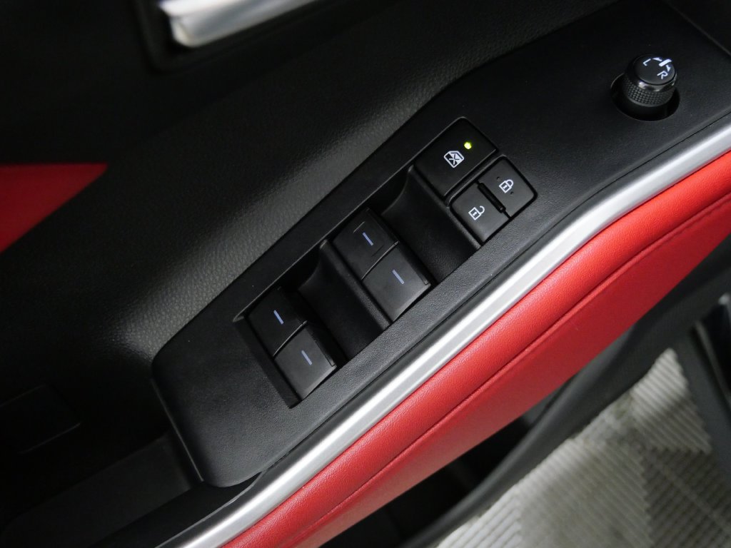 Used 2024 Toyota Highlander Limited AWD/4WD image 15
