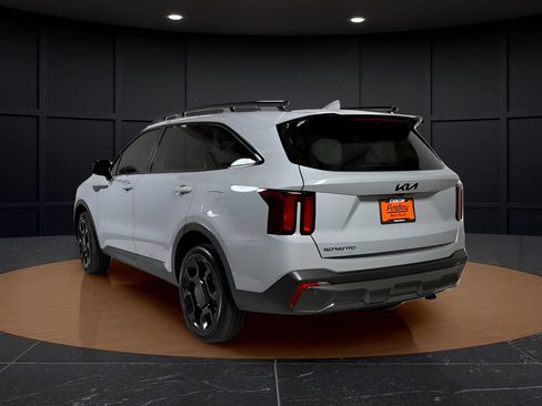 Used 2025 Kia Sorento X-Line EX AWD/4WD image 5
