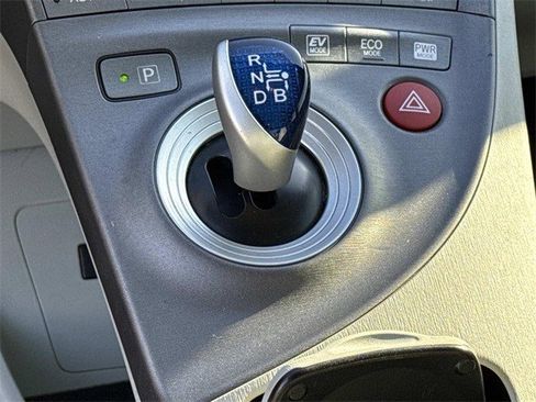 Used 2013 Toyota Prius Two image 17