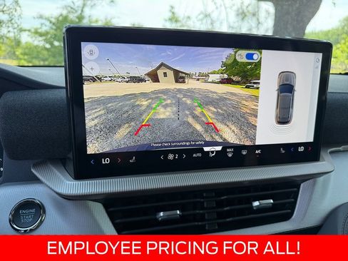 New 2026 Ford Explorer Active AWD/4WD image 20