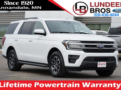 Used 2024 Ford Expedition XLT image 1