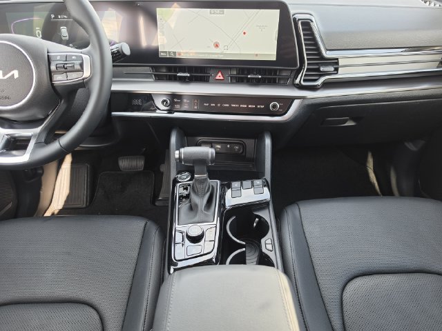 Used 2025 Kia Sportage EX FWD image 24