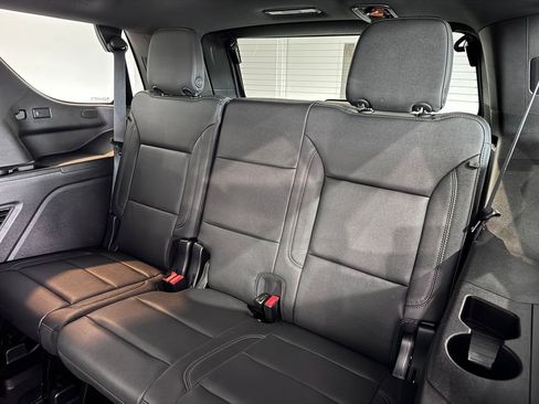 Certified 2023 Chevrolet Tahoe Z71 w/ Luxury Package AWD/4WD image 15