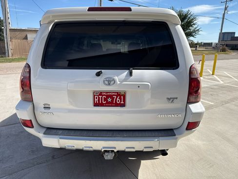 Used 2004 Toyota 4Runner SR5 image 12