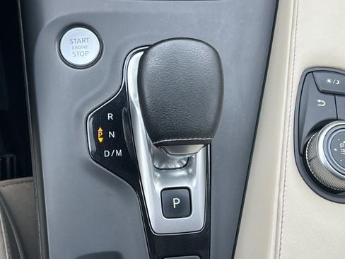 Used 2019 INFINITI QX50 Luxe w/ Navigation Package image 22