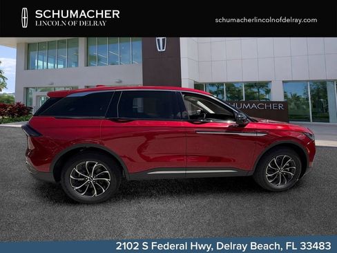 New 2026 Lincoln Nautilus Premier AWD/4WD image 8