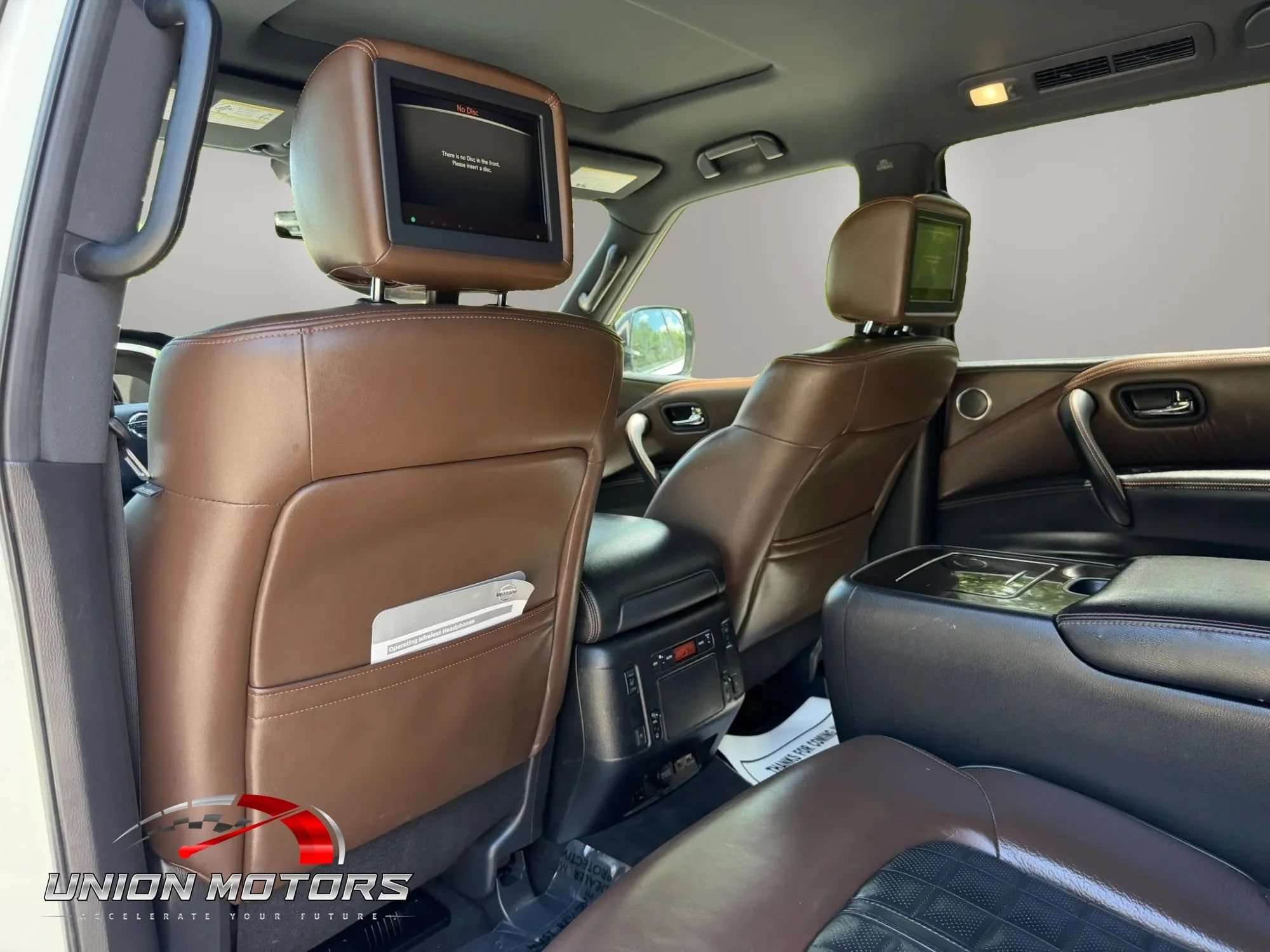 Used 2020 Nissan Armada Platinum w/ Platinum Reserve Package RWD image 24